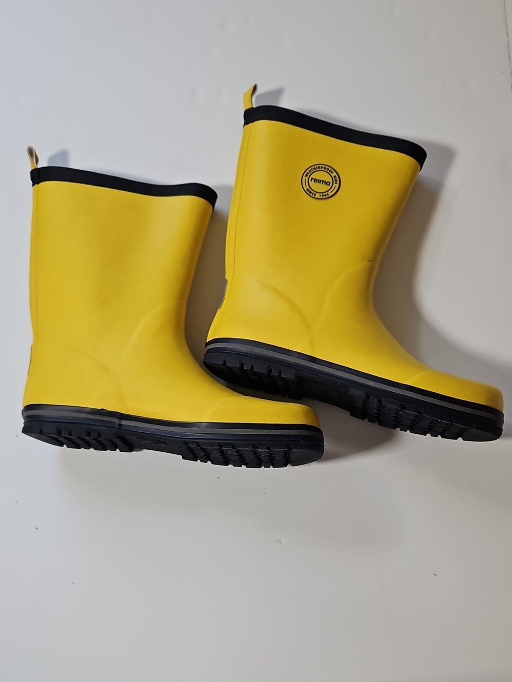 Reima Kids Waterproof Rain Boots Yellow Black Trim SZ 37 US 5/5.5 Rain Gear